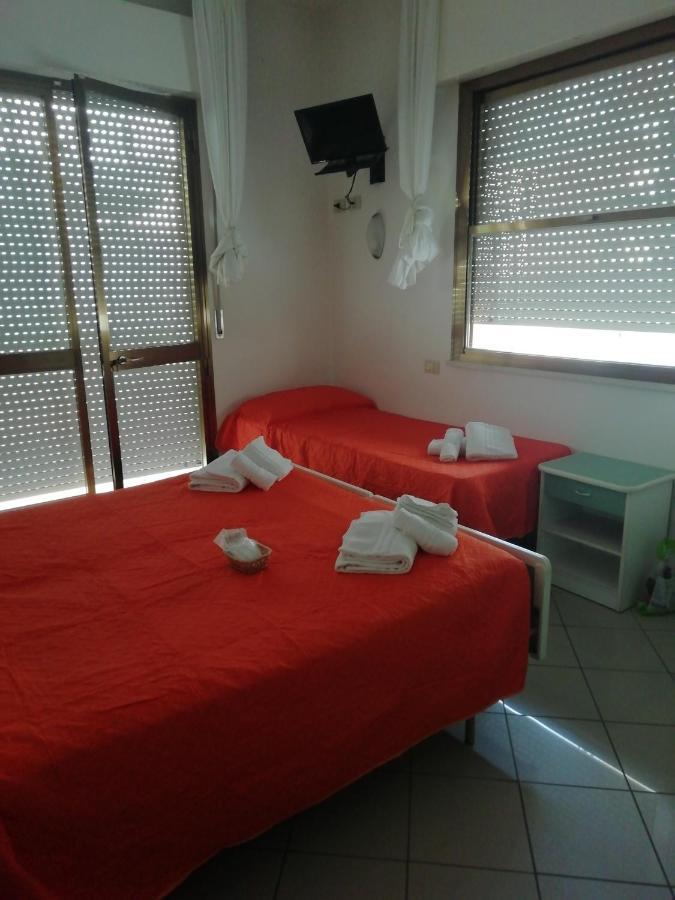 Hotel Mediterraneo Rimini Zewnętrze zdjęcie